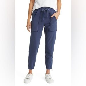 EAMON PATCH POCKET COTTON JOGGERS IN ATLANTIC BLUE
